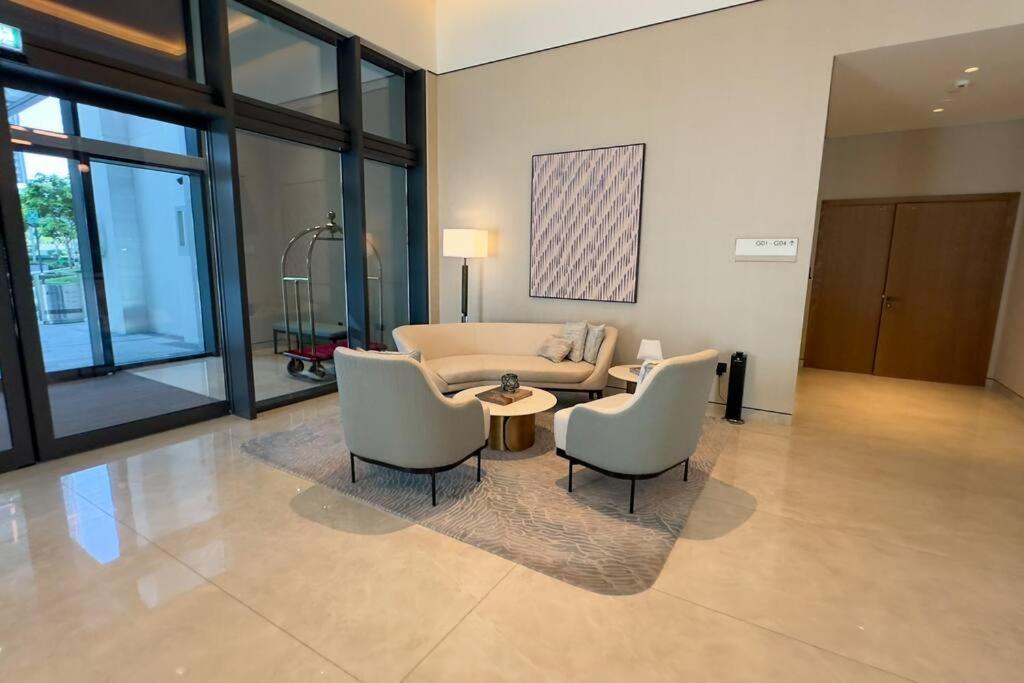 Mh - Act Tower - Burj View - 2bhk - Ref 410 *